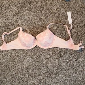 Victoria's Secret bra, 34D, pink, Lacy